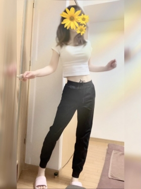 『誰も見てないとヤっちゃう…///』